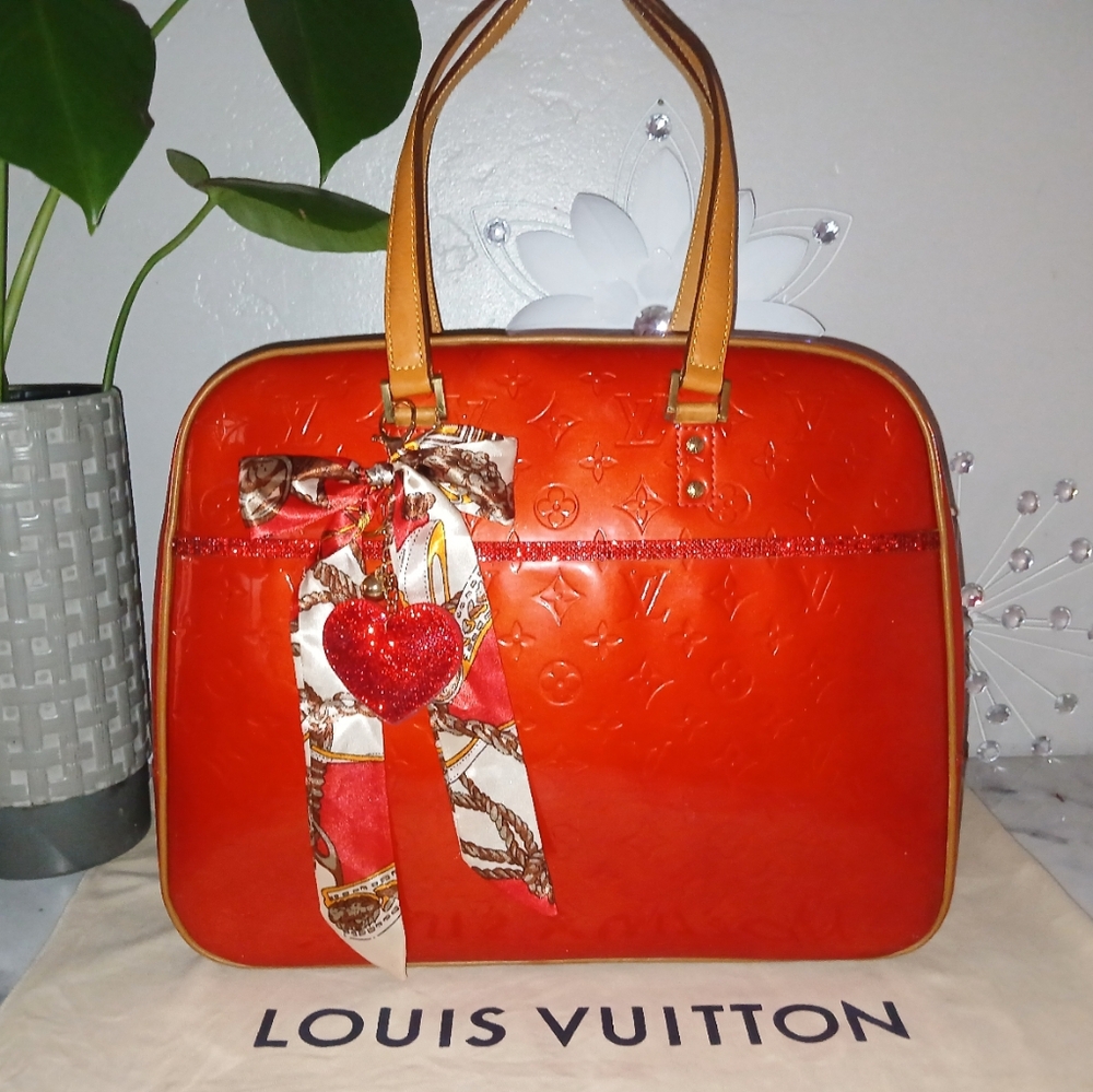 Louis Vuitton Red Monogram Vernis Leather Sutton Handbag